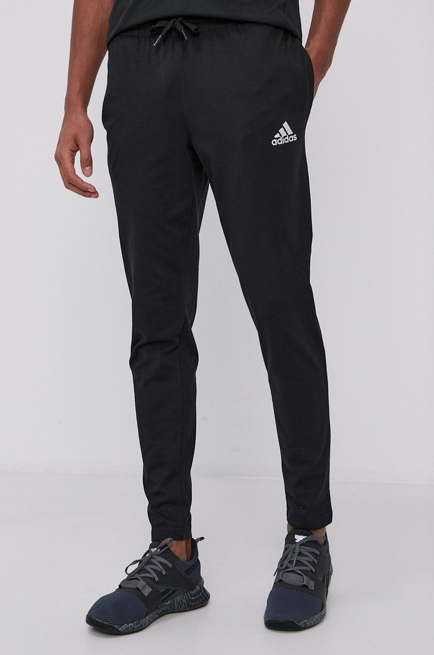 Adidas Pantaloni GK9222 bărbați, culoarea negru, material neted