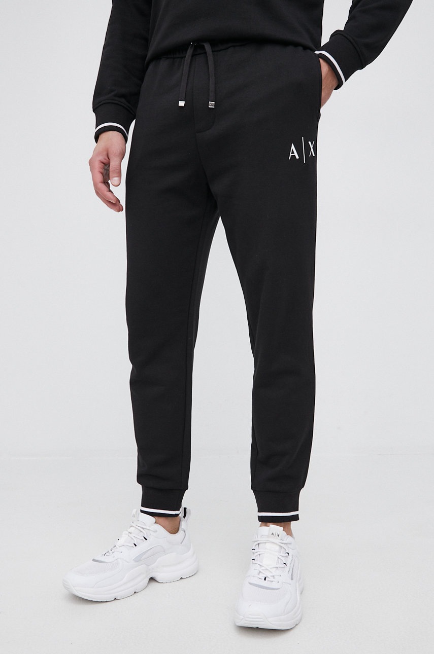 

Armani Exchange - Панталони, Черен
