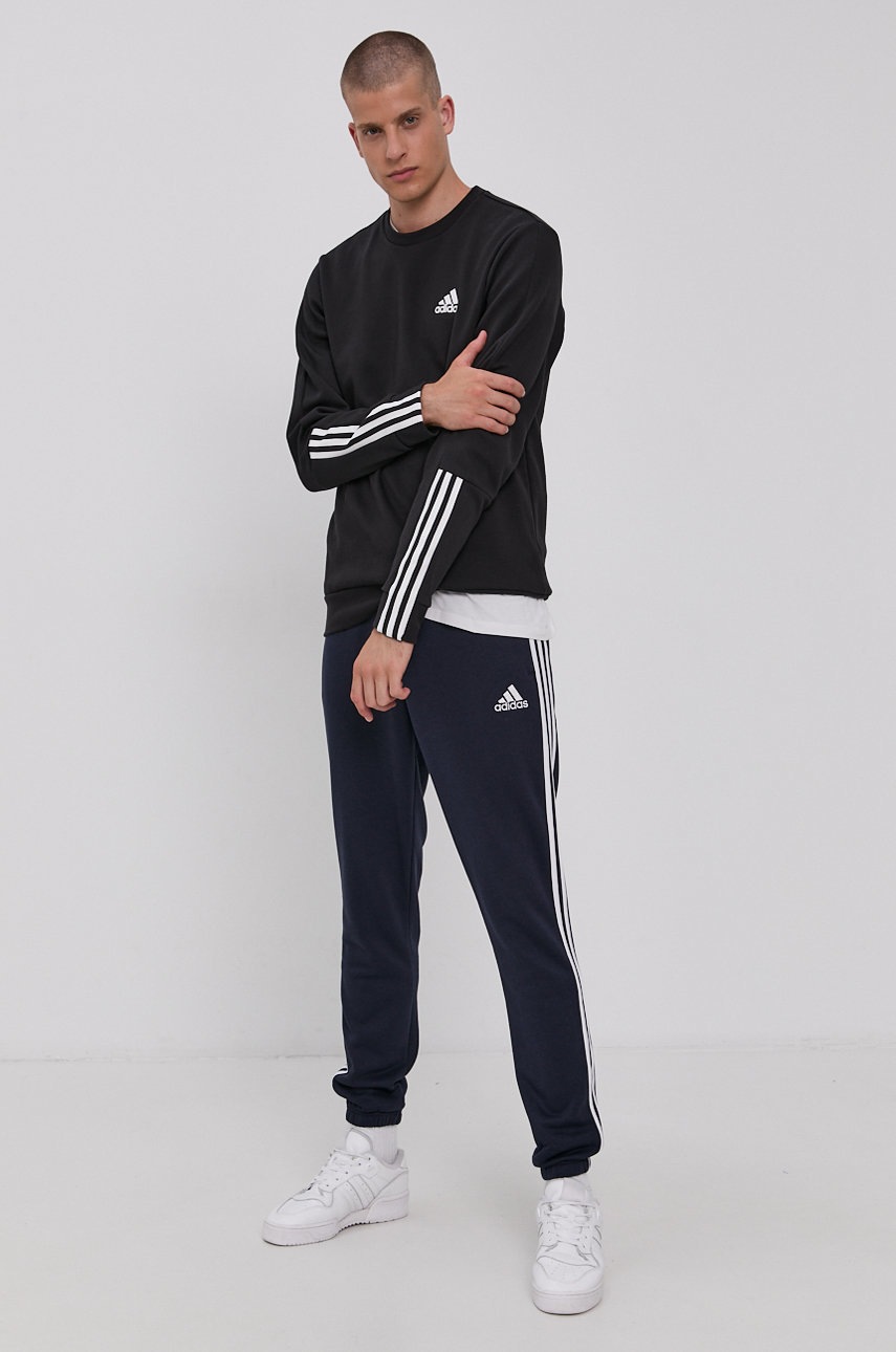 

Брюки adidas мужские цвет синий с аппликацией
