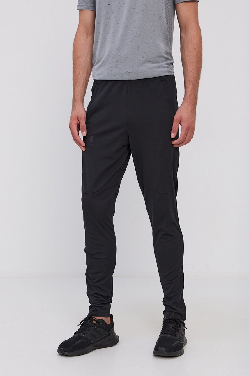 Under Armour Pantaloni 1366203 bărbați, culoarea negru, material neted answear.ro