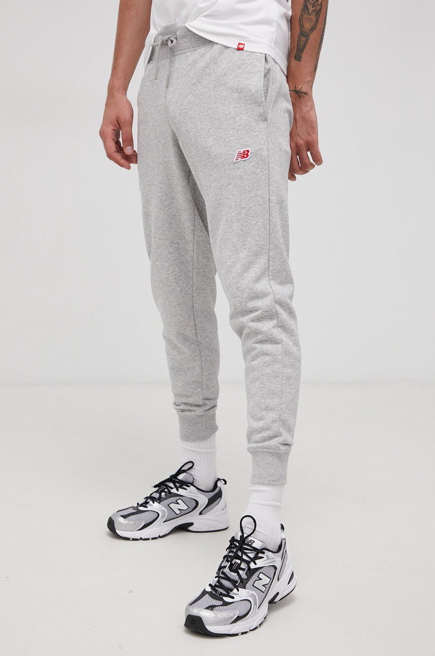 

Панталон New Balance мъжки в сиво с изчистен дизайн, Сив