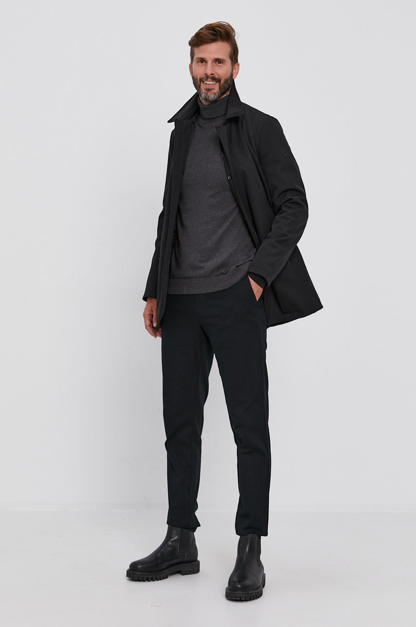 

Брюки Sisley мужские цвет чёрный jogger