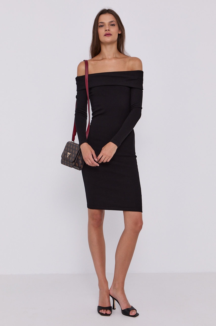 

Сукня Guess колір чорний mini облягаюча