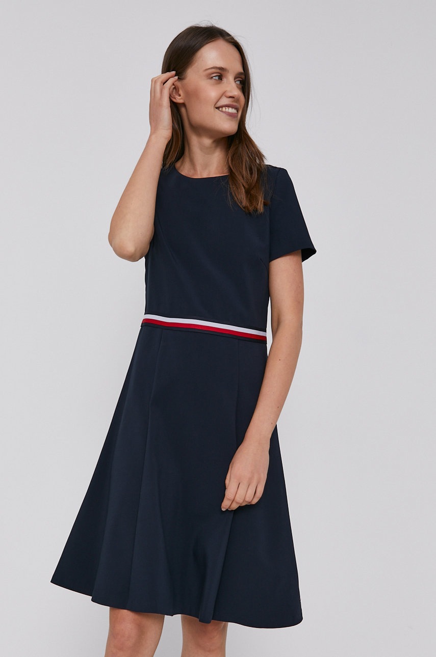 

Платье Tommy Hilfiger цвет синий mini расклешённое