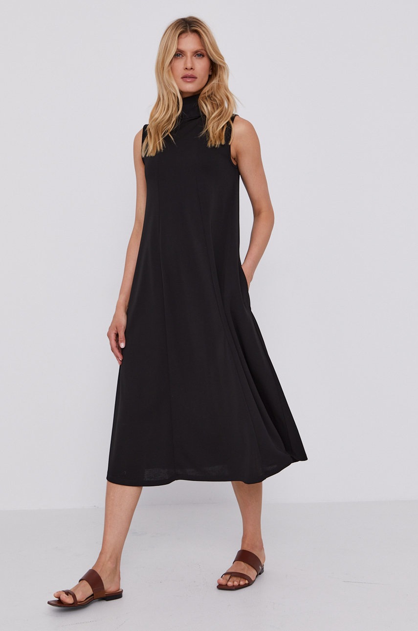 

Платье Max Mara Leisure цвет чёрный midi расклешённое