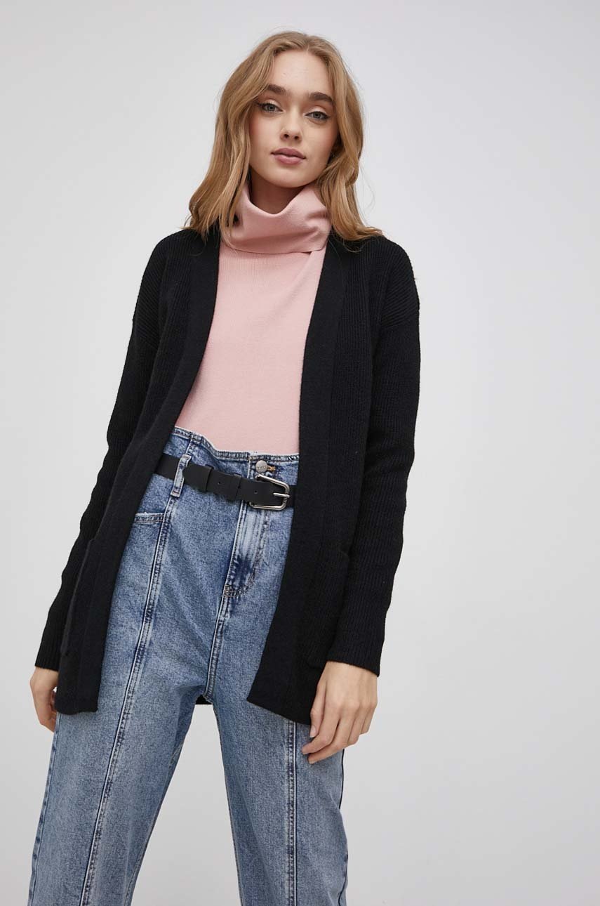 

Свитер Vero Moda женский цвет розовый лёгкий с гольфом