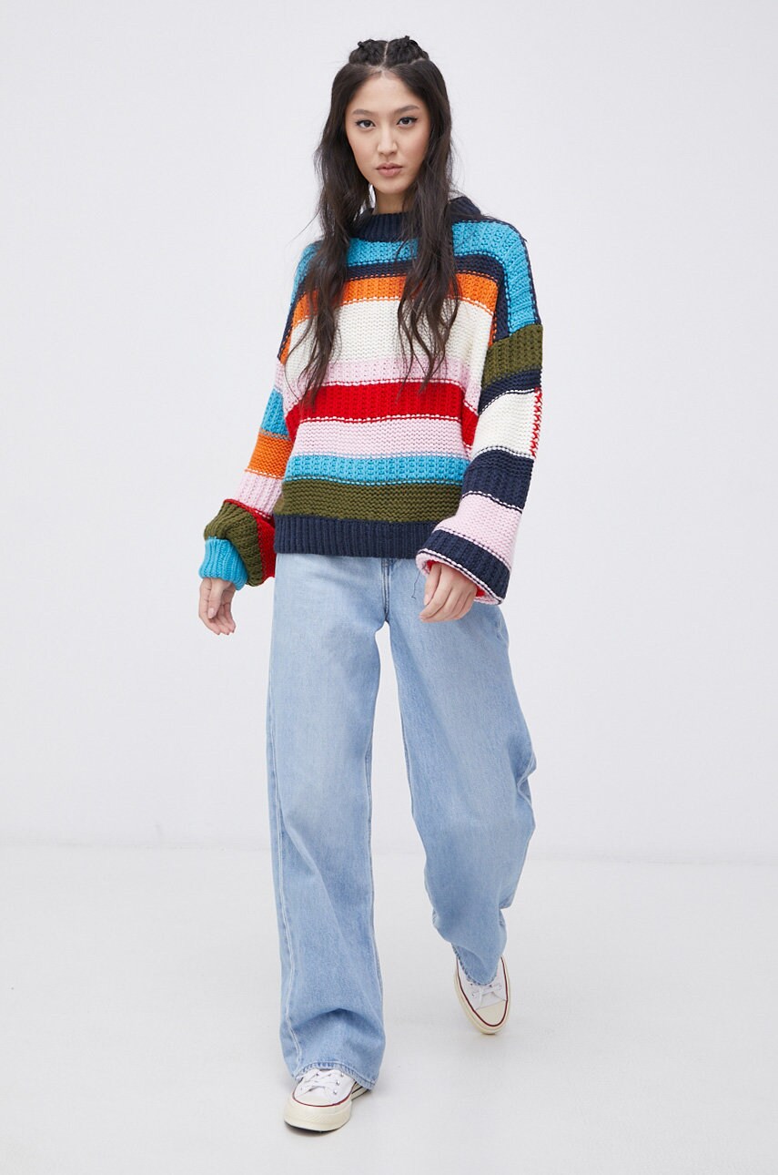 

Свитер с примесью шерсти Tommy Jeans женский тёплый