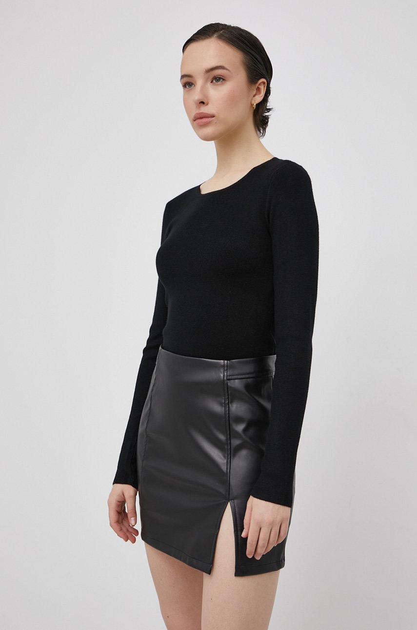 

Светр Vero Moda жіночий колір чорний легкий