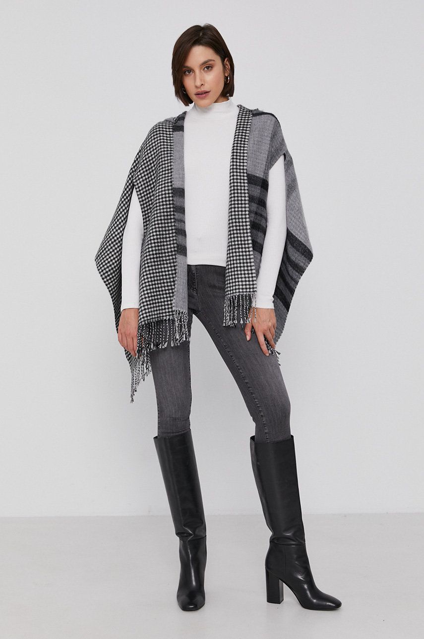 Sisley – Poncho answear.ro imagine 2022 13clothing.ro