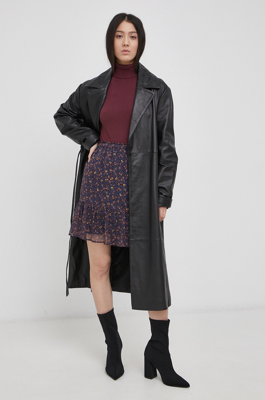 

Свитер Vero Moda женский цвет бордовый лёгкий с гольфом