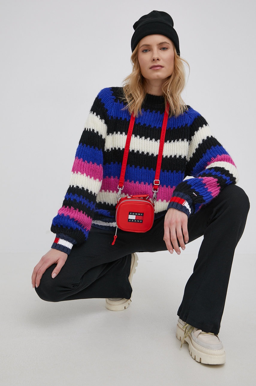 

Пуловер с вълна Tommy Jeans дамски от топла материя, Многоцветен