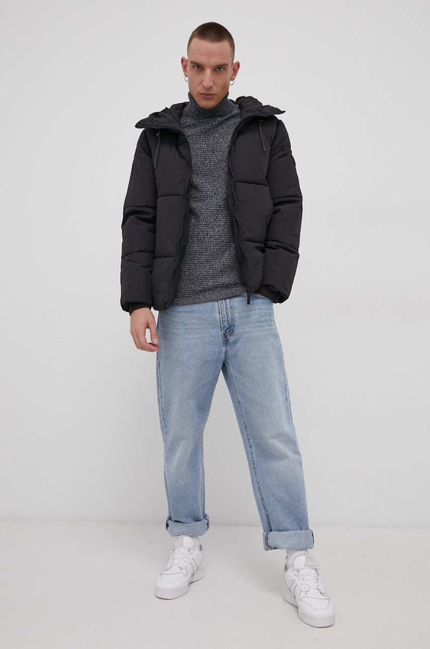 

Бавовняний светер Jack & Jones чоловічий колір синій легкий гольф