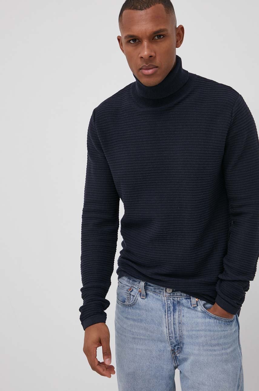 

Памучен пуловер Jack & Jones мъжки в тъмносиньо от лека материя с широко поло, Тъмносин