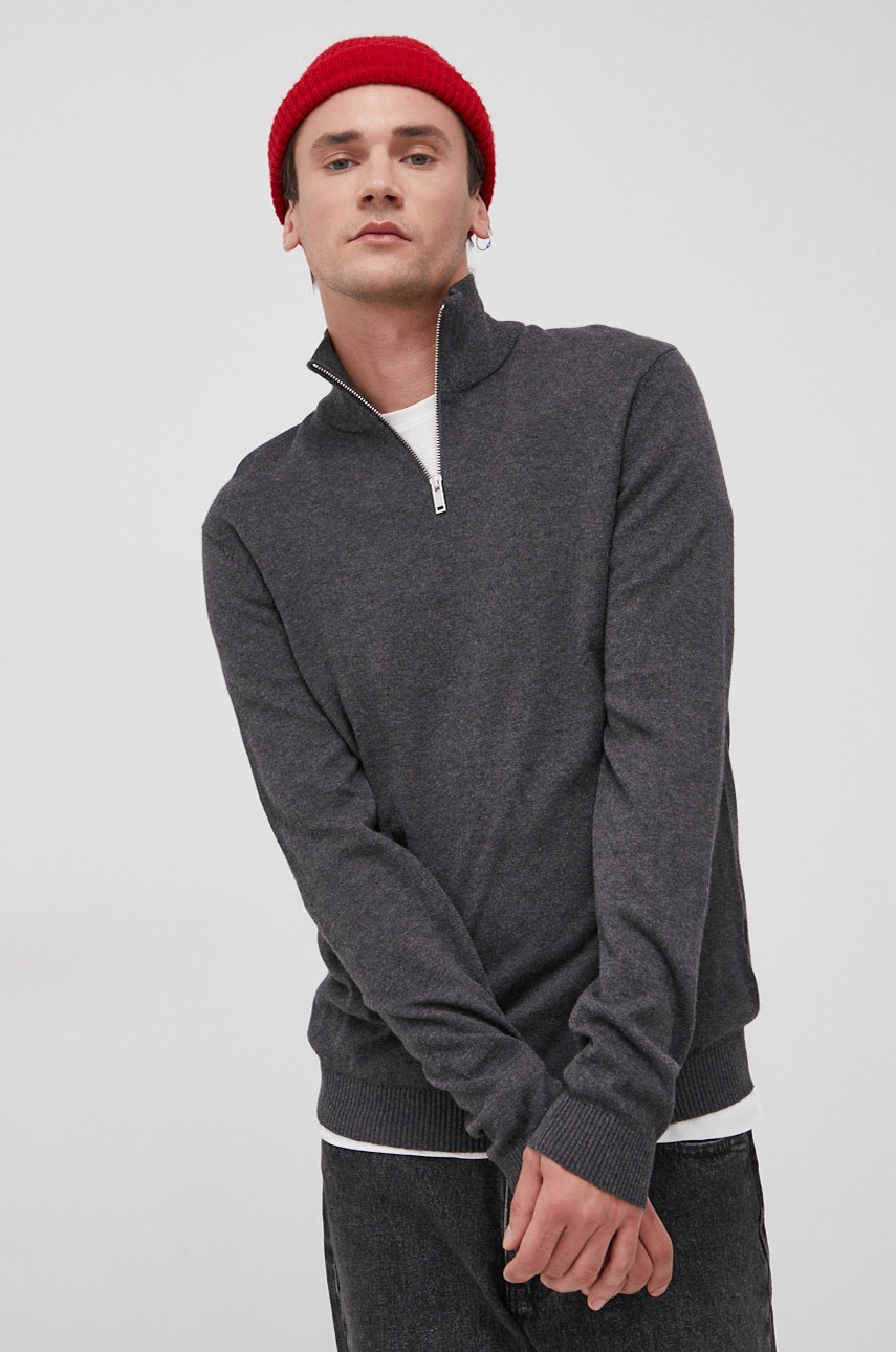 

Пуловер Produkt by Jack & Jones мъжки в сиво от лека материя, Сив