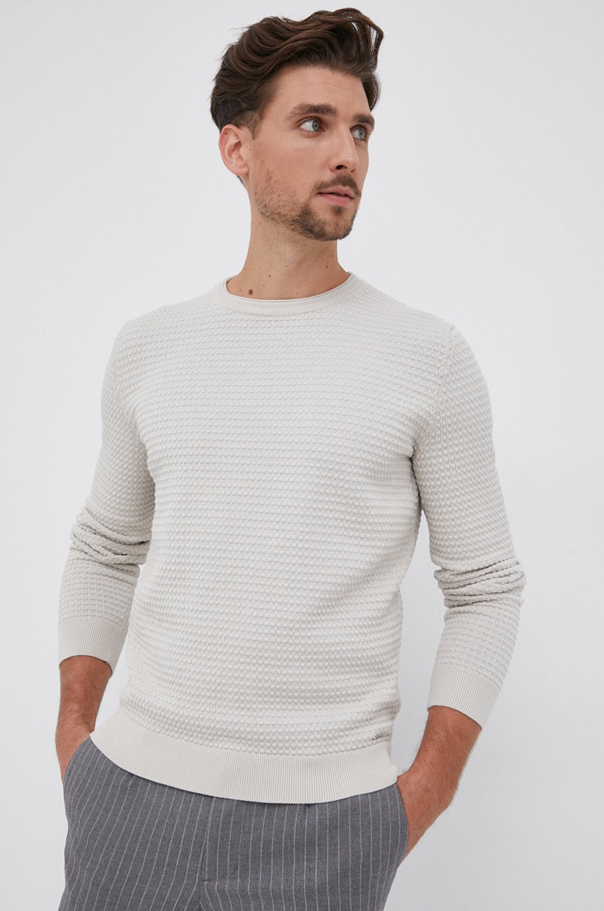 

Пуловер Hugo мъжки в кремаво от лека материя, Бежов