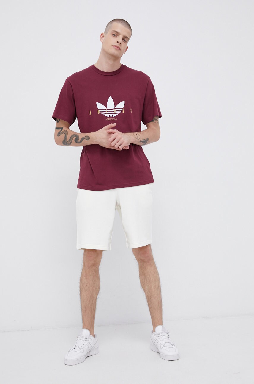 

Бавовняні шорти adidas Originals чоловічі колір кремовий