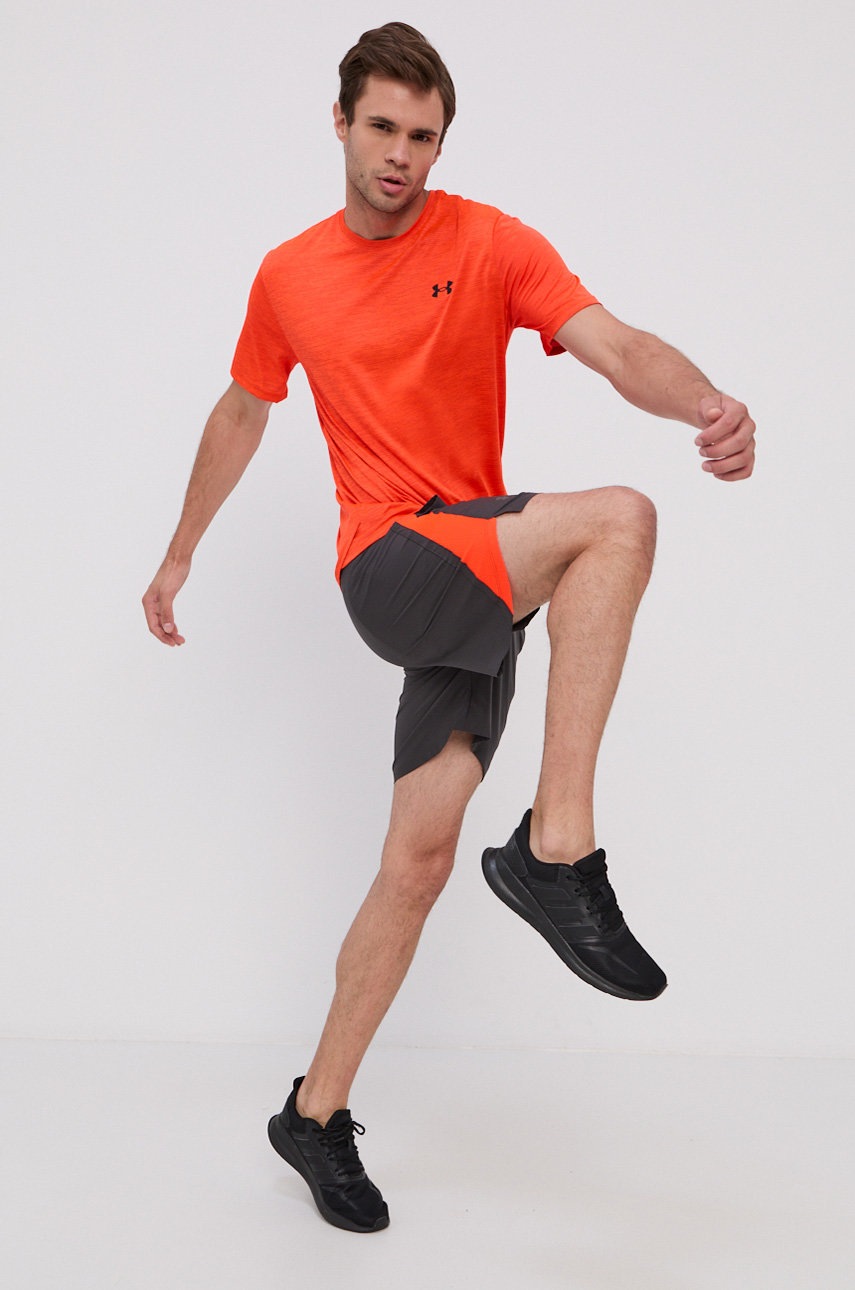 

Шорти Under Armour 1361493 чоловічі колір сірий