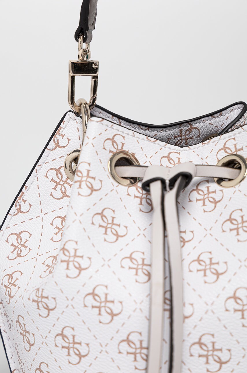 

Сумочка Guess цвет белый