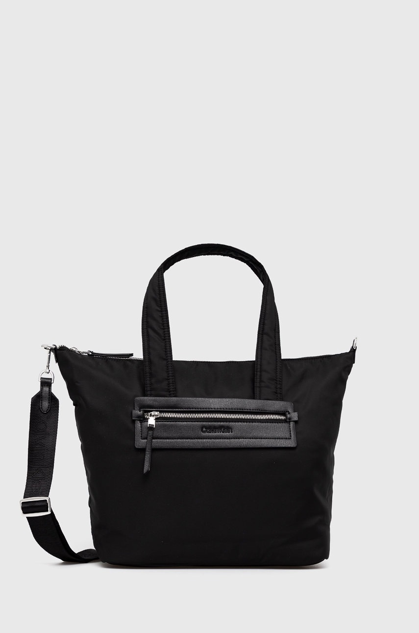 

Чанта Calvin Klein в черно, Черен