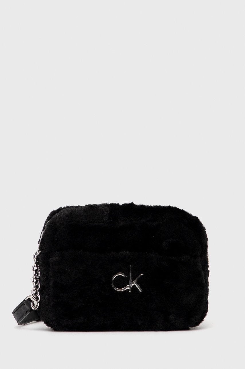 

Чанта Calvin Klein в черно, Черен