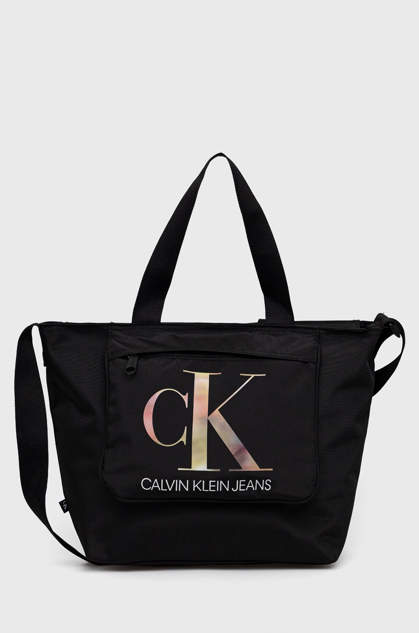 

Чанта Calvin Klein Jeans в черно, Черен