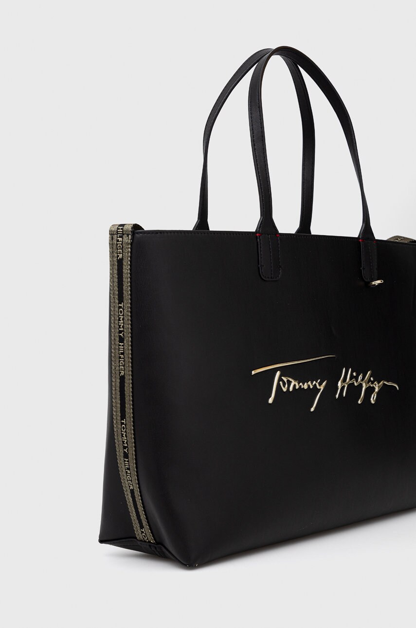 

Сумочка Tommy Hilfiger цвет чёрный