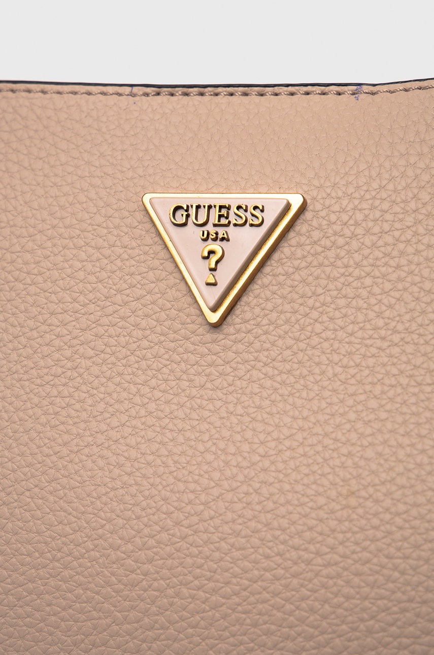 

Сумочка Guess цвет бежевый