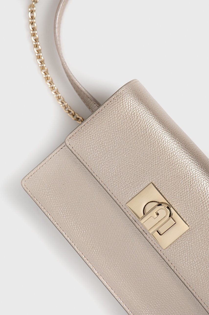 

Шкіряна сумочка Furla 1927 колір золотий
