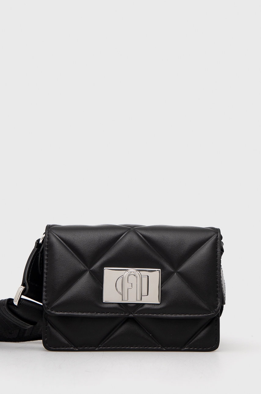 

Кожаная сумочка Furla цвет чёрный