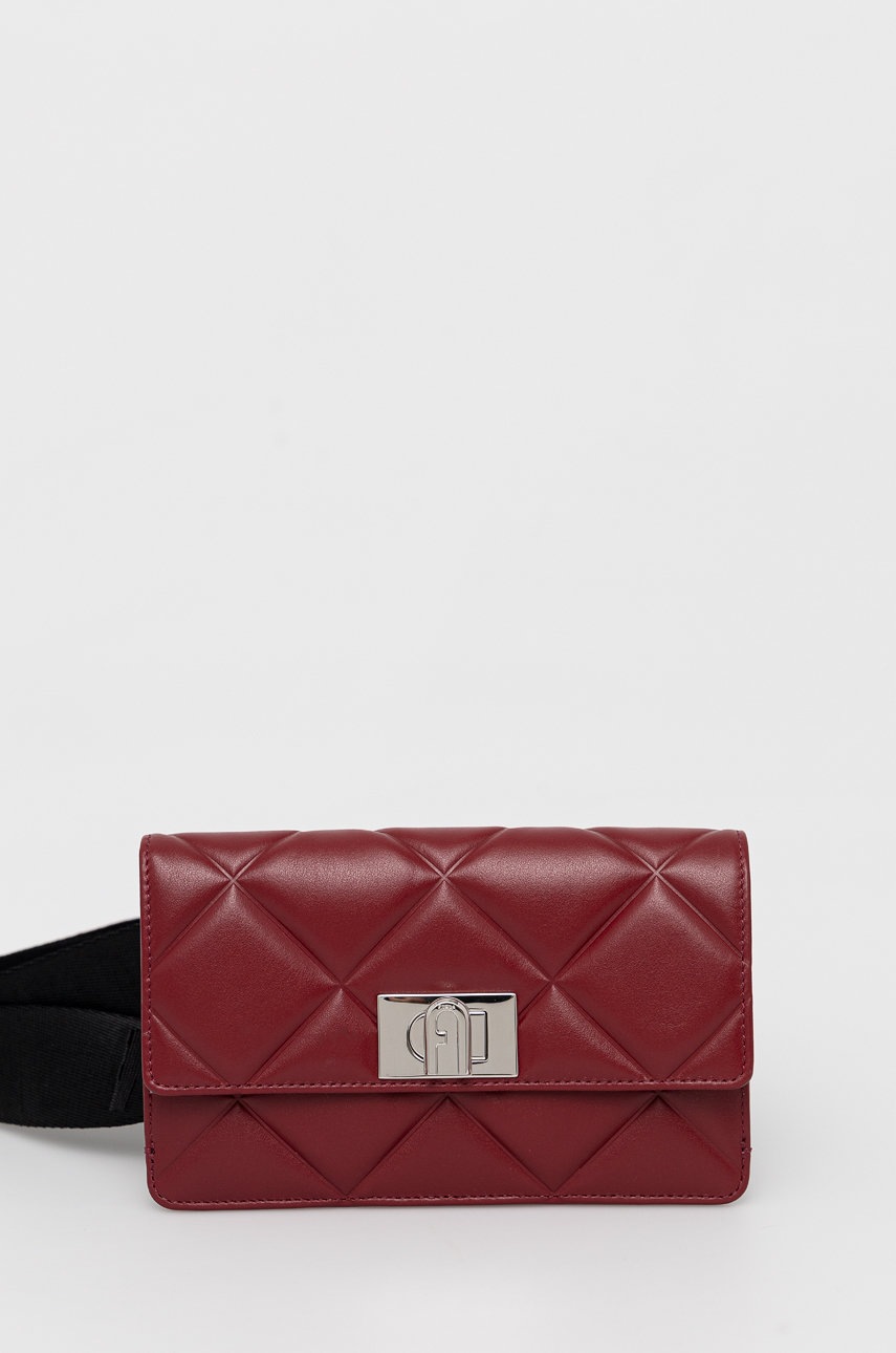 

Кожена чанта Furla в бордо