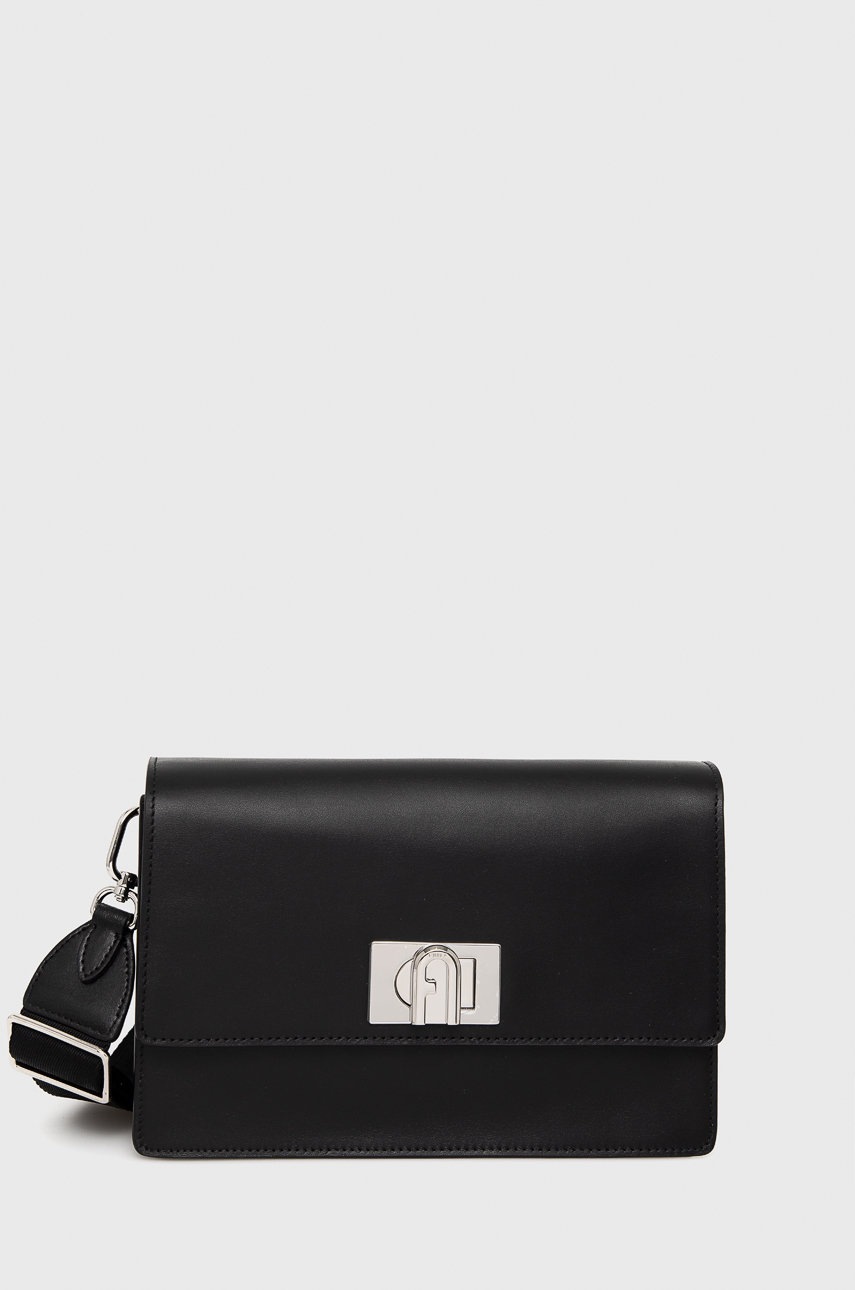 

Кожена чанта Furla Soft S в черно, Черен
