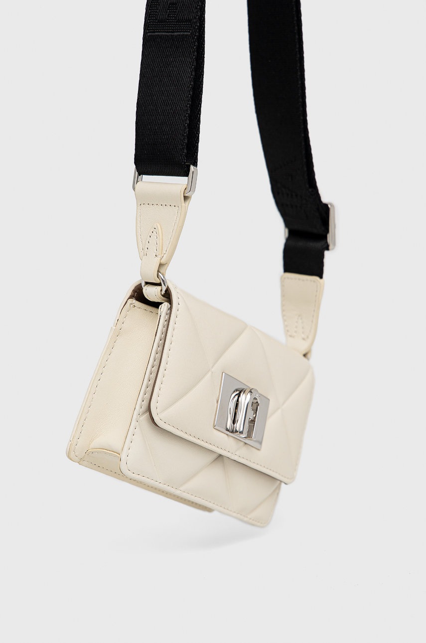 

Шкіряна сумочка Furla колір кремовий