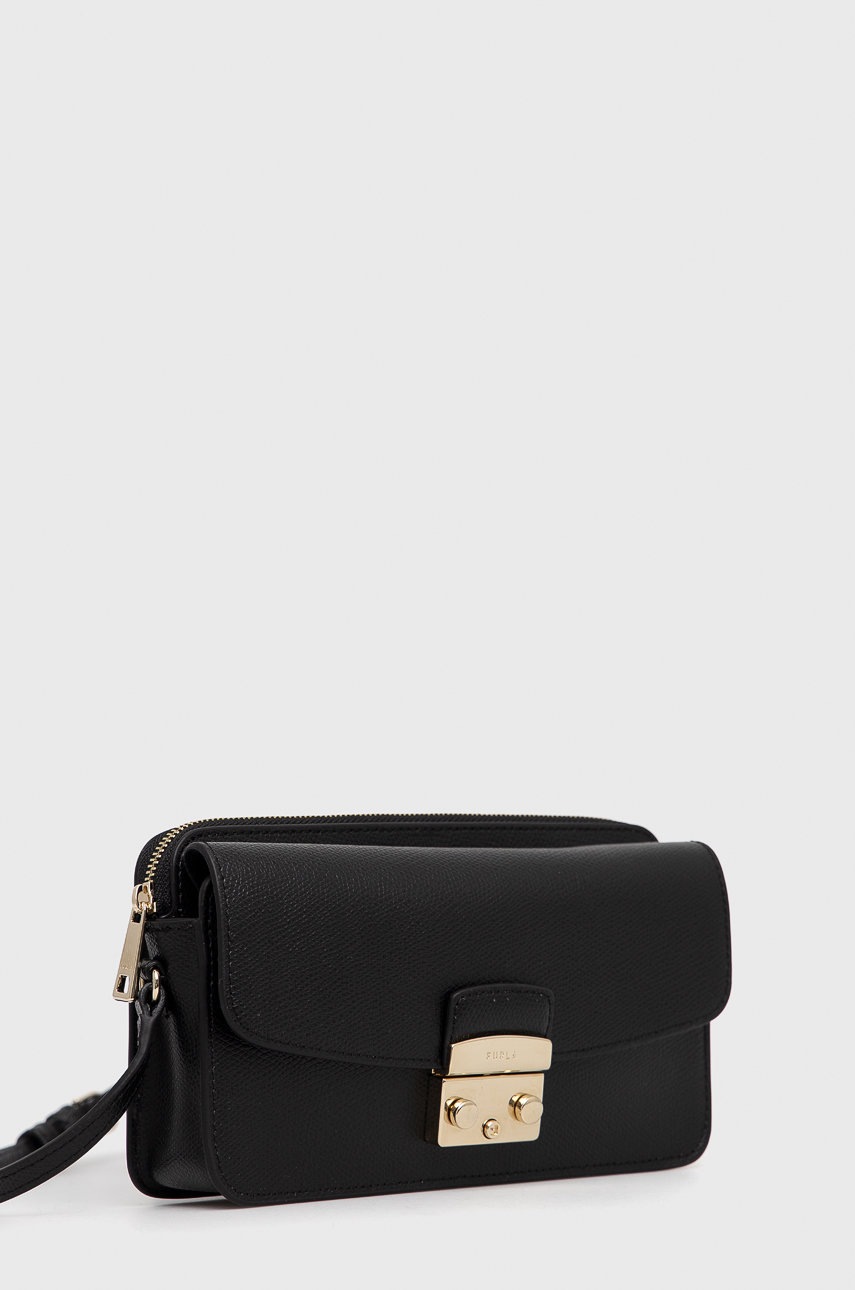 

Кожаная сумочка Furla цвет чёрный