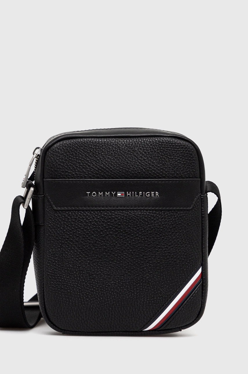 

Чанта през рамо Tommy Hilfiger в черно, Черен