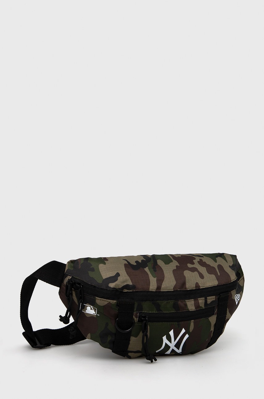 

Сумка на пояс New Era колір зелений