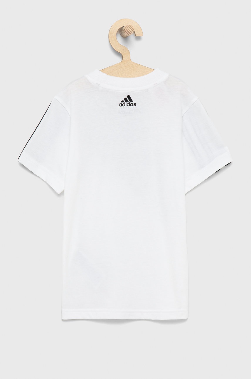 

Детская хлопковая футболка adidas цвет белый с принтом