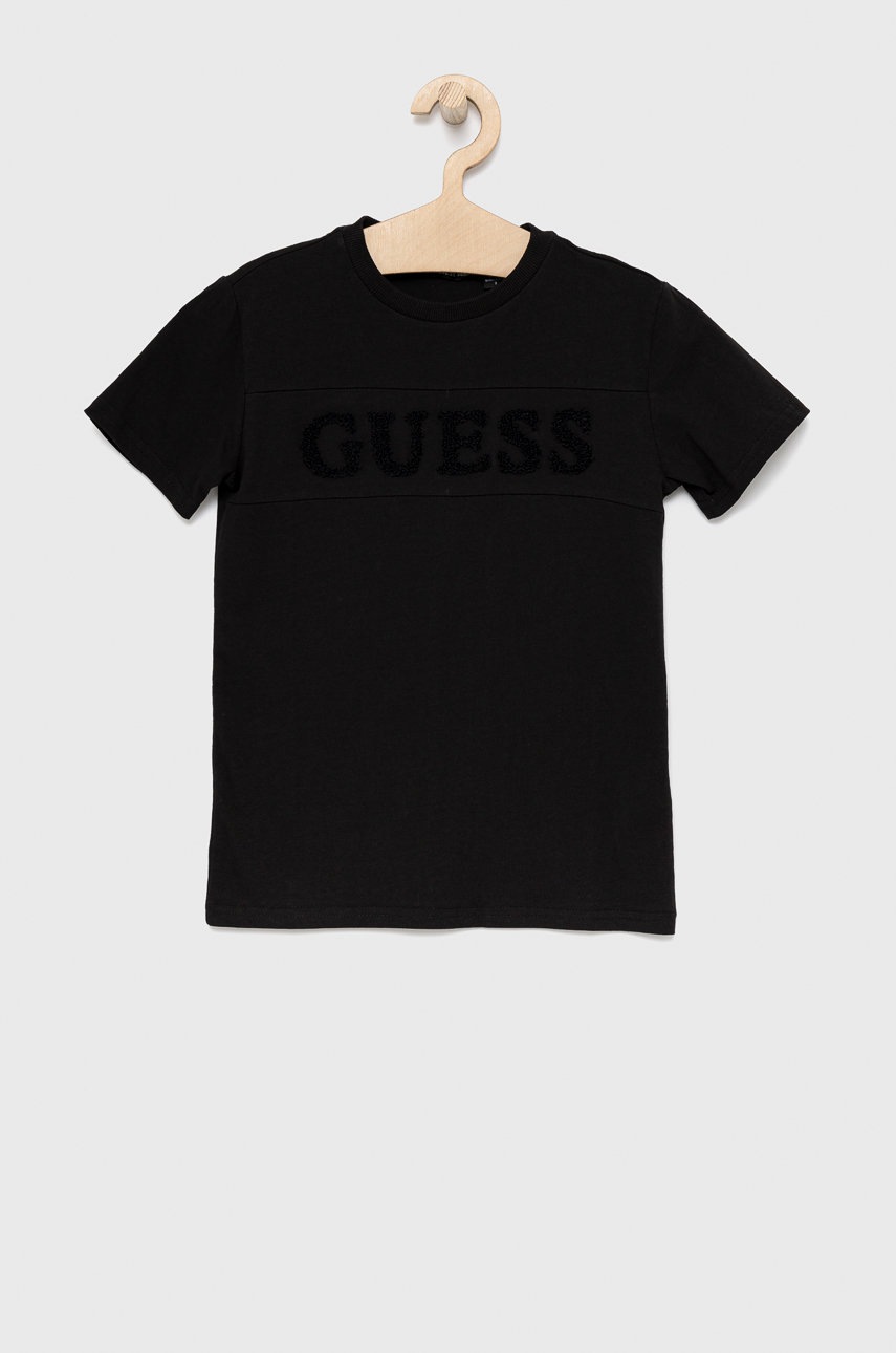 

Детска памучна тениска Guess в черно с изчистен дизайн, Черен