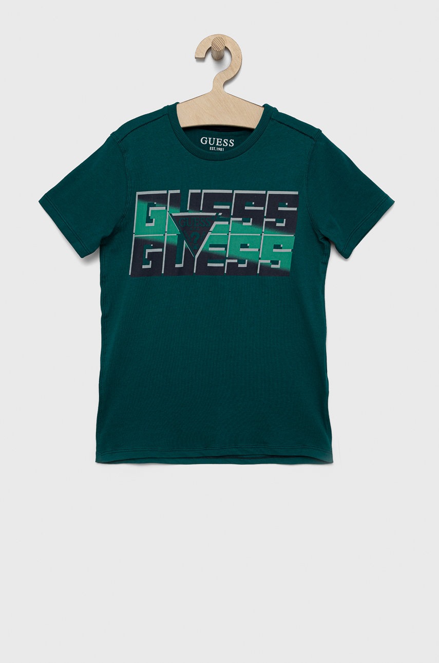 

Детска памучна тениска Guess в меланж на зелено, Зелен