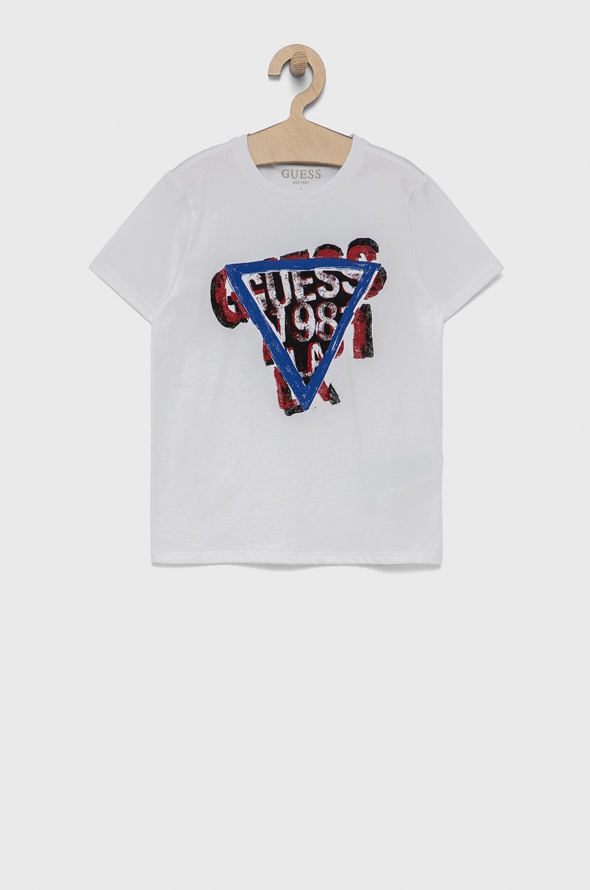 

Детска памучна тениска Guess в бяло с принт, Бял