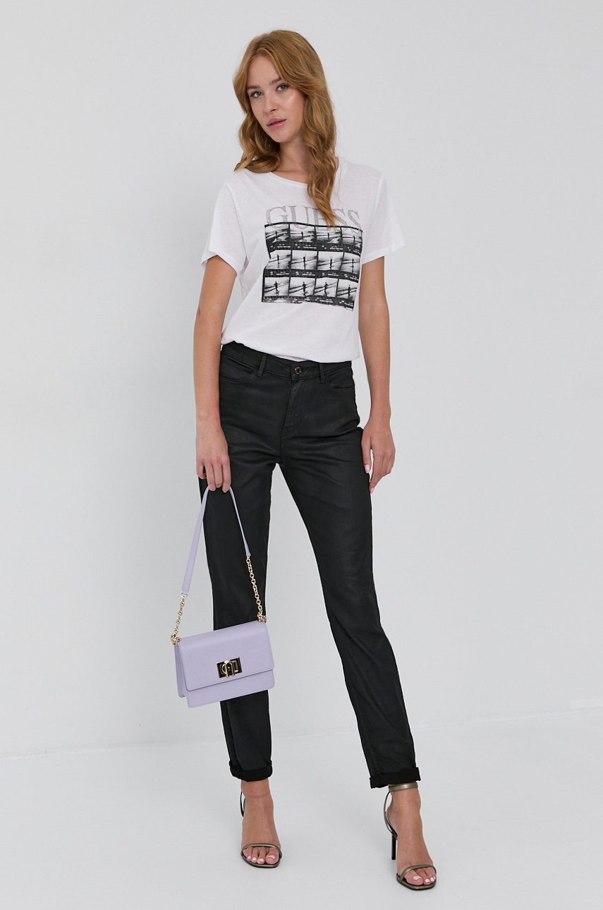 

Футболка Guess жіноча колір білий