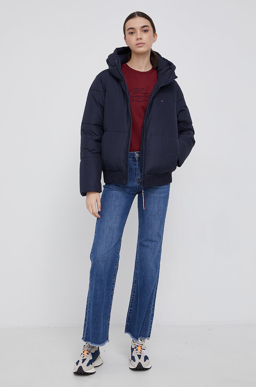 

Хлопковая футболка Lacoste цвет бордовый
