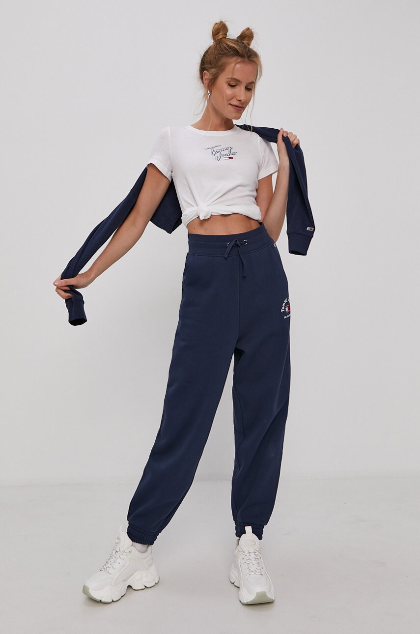 

Футболка Tommy Jeans жіноча колір білий