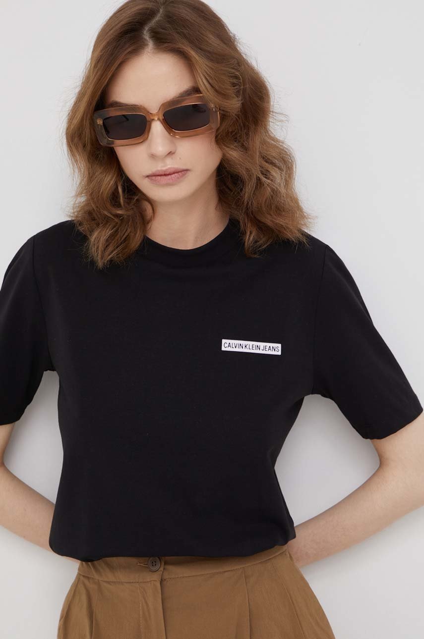 

Тениска Calvin Klein Jeans дамска в черно, Черен