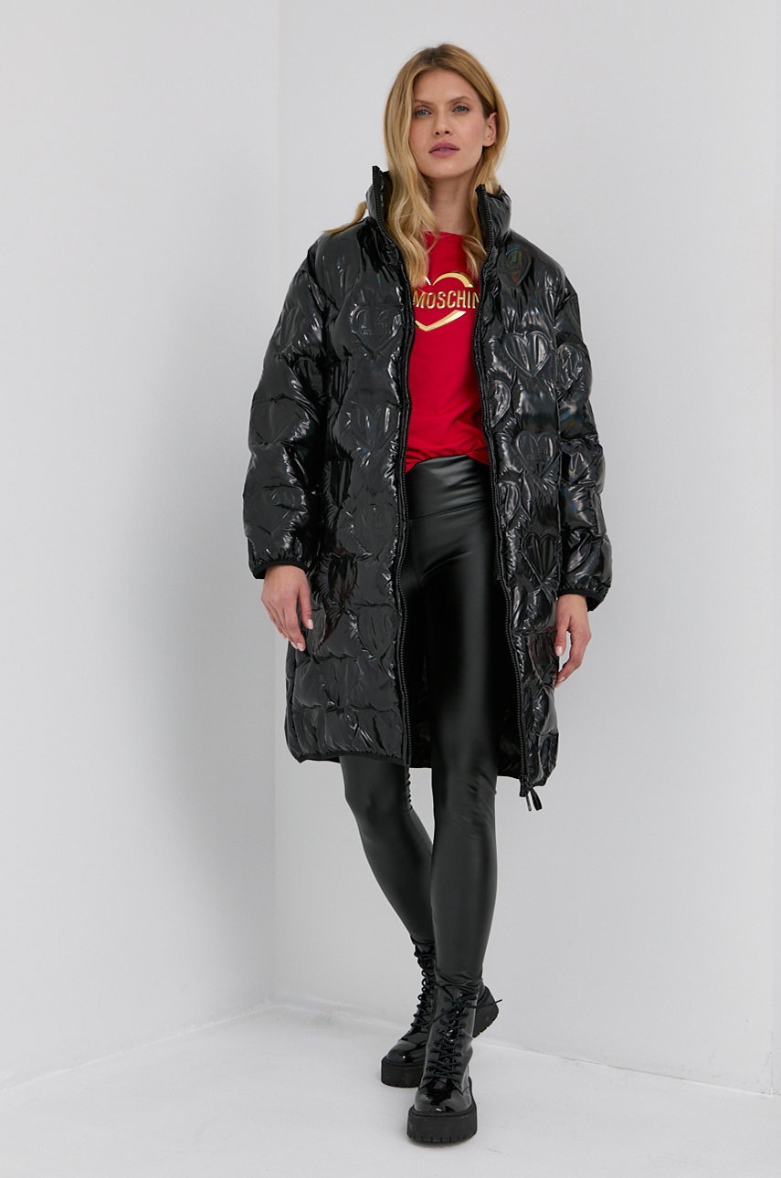 

Футболка Love Moschino женская цвет красный