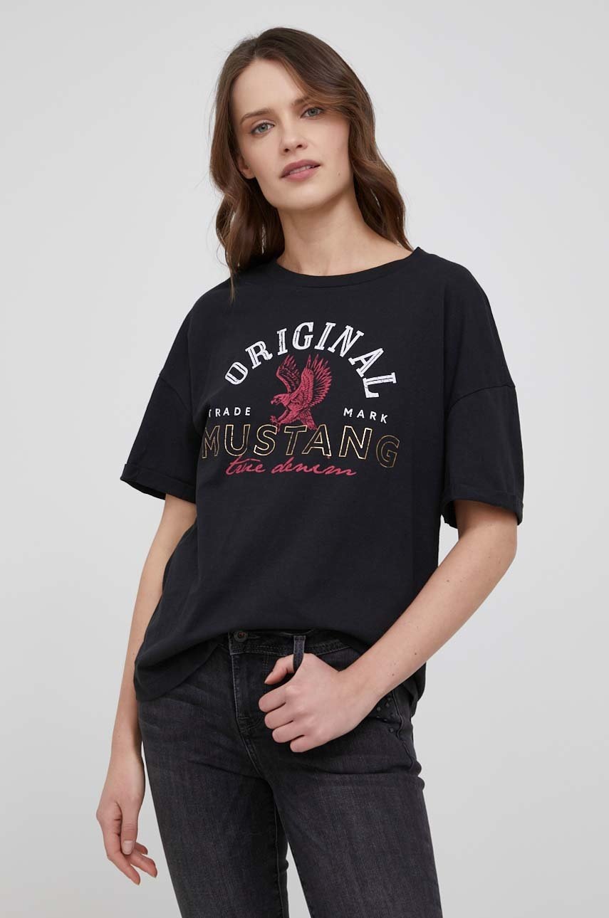 

Памучна тениска Mustang в черно, Черен
