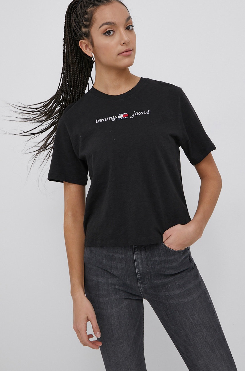 

Памучна тениска Tommy Jeans в черно, Черен