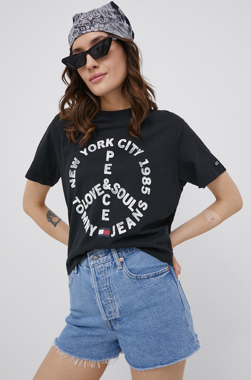 

Памучна тениска Tommy Jeans в черно, Черен