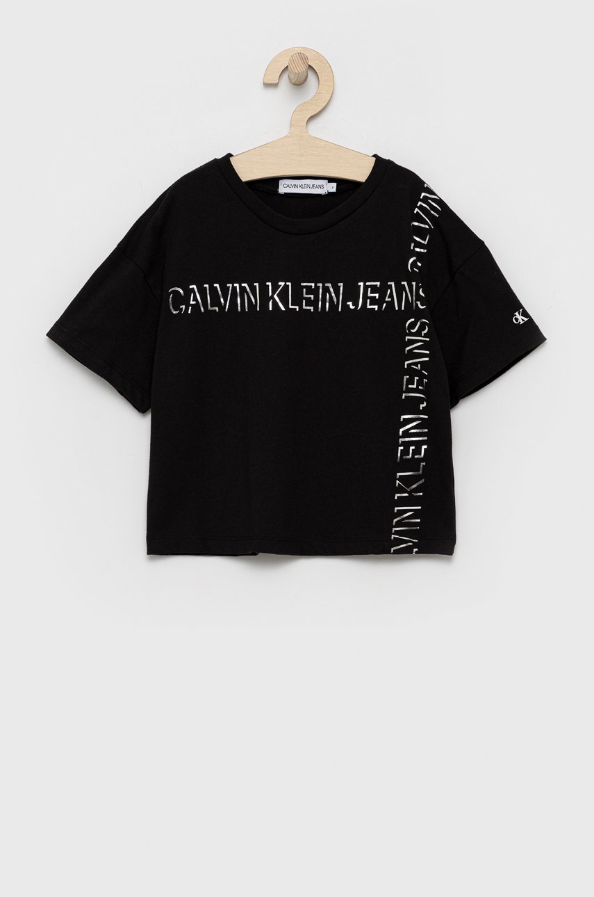 

Детска памучна тениска Calvin Klein Jeans в черно, Черен