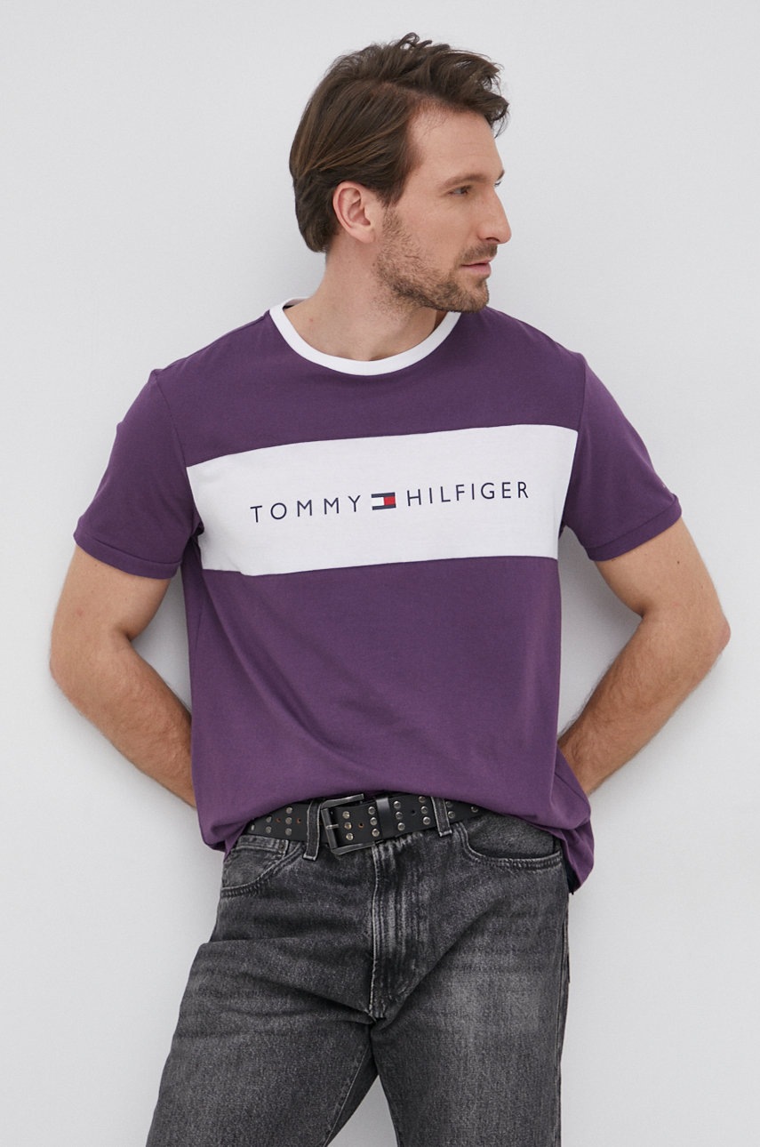 

Футболка Tommy Hilfiger мужская цвет фиолетовый с принтом