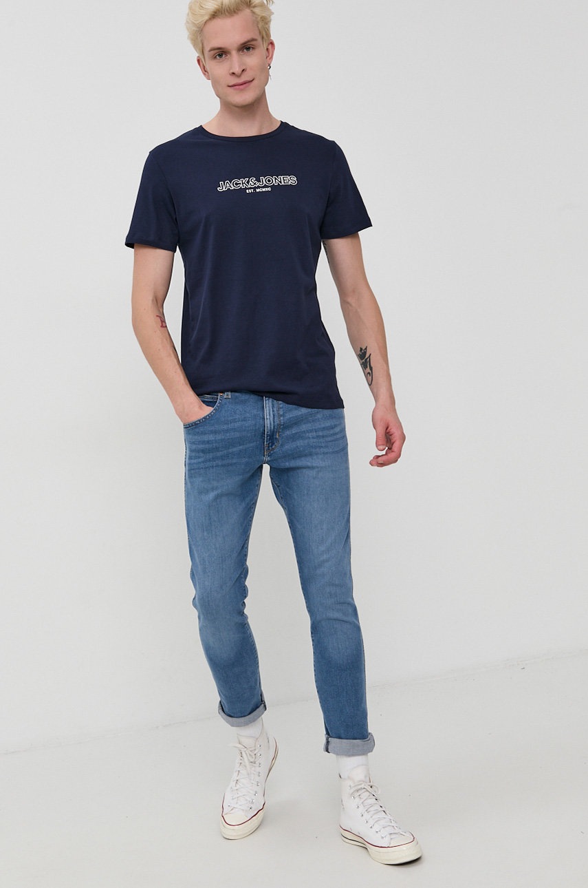 

Памучна тениска Jack & Jones в тъмносиньо с изчистен дизайн, Тъмносин